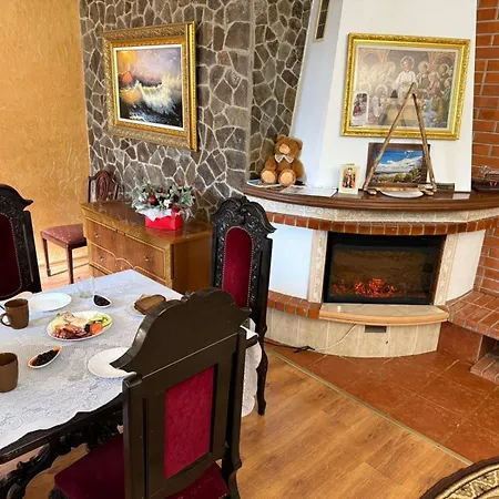 Hotel Palas Tatariv Panzió Tatariv